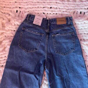 Wide Leg Pull n Bear Jeans⚡️⚡️ brand new with tags, just doesn't fit me!